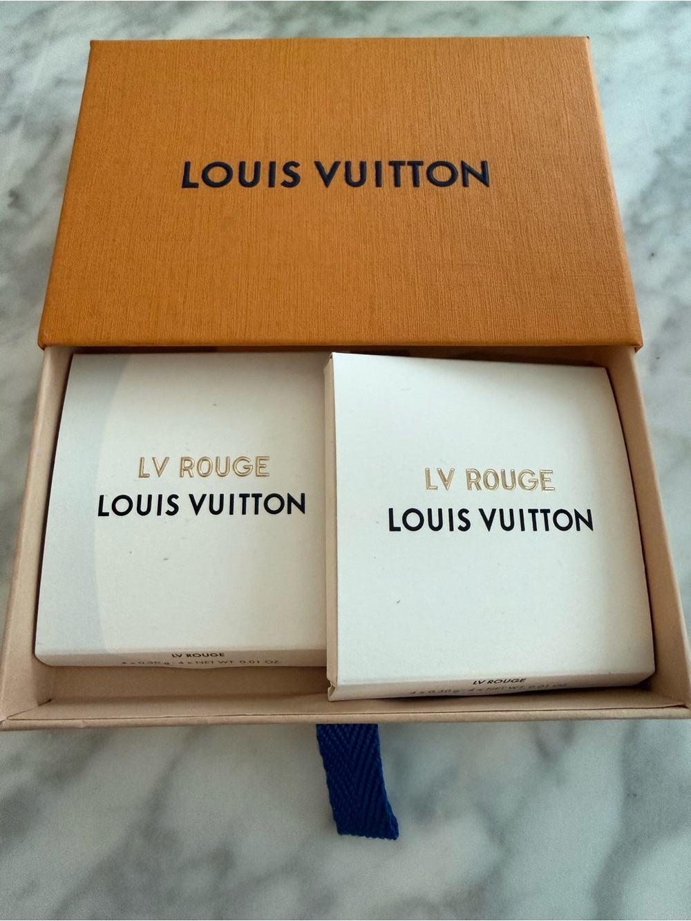 Louis Vuitton Lipstick Samples - Picture 2 of 3